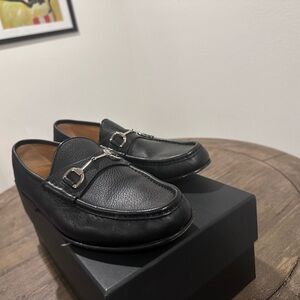 Authentic Men's Gucci Black Leather Loafers